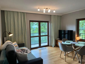 Green Park Resort - Widokowy D14 z dostępem do Basenu, Sauny i Jacuzzi i komórki na rowery, Szklarska Poręba